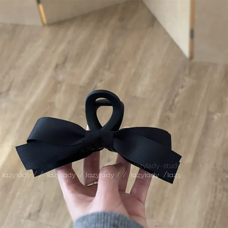 基础但精致~高货 百搭简约蝴蝶结丝带抓夹俏皮优雅大号鲨鱼夹女夹商品图