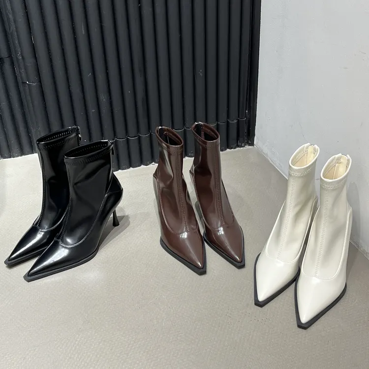 2025新细跟短靴女尖头秋冬新款气质百搭高跟软皮时装靴子瘦瘦靴
