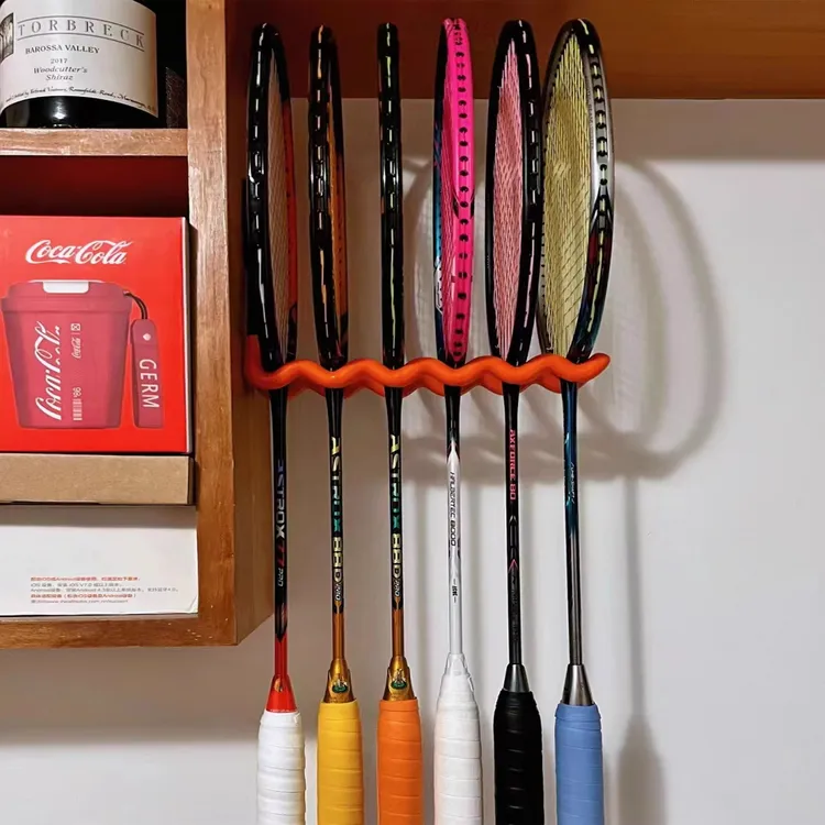 羽毛球拍专用挂钩墙壁展示架粘贴打孔无痕挂钩网球拍墙面收纳架