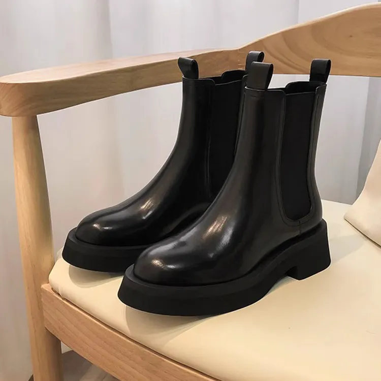 英伦风黑色厚底切尔西短靴女2025早秋新款小个子中筒马丁靴配裙子