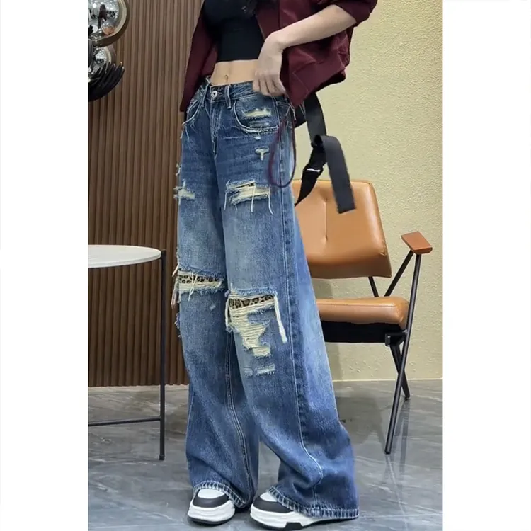 艾塔莉破洞牛仔裤子女2025春季新款梨形身材阔腿裤胖mm大码弯刀裤