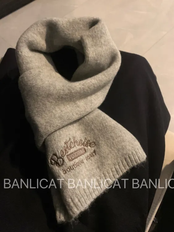 BanliCat秋冬保暖新品 韩版显白学院风针织小围巾男女情侣款围脖