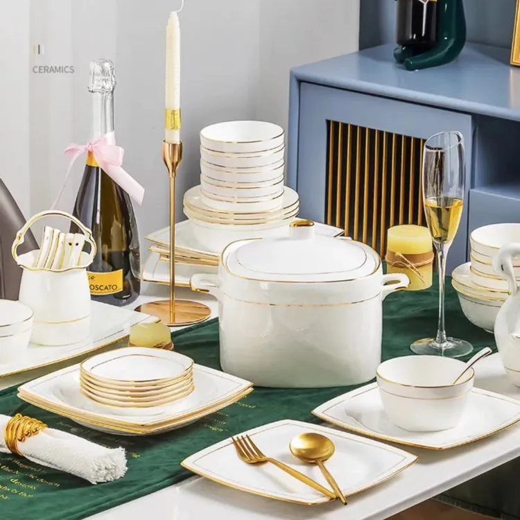 80头家用高档景德镇碗碟套组乔迁自用送礼碗盘筷中式简约金边