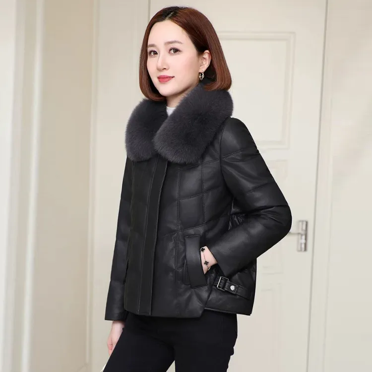 真皮鹅绒服女2025海宁秋冬狐狸毛领真皮皮衣短款羽绒服外套26028