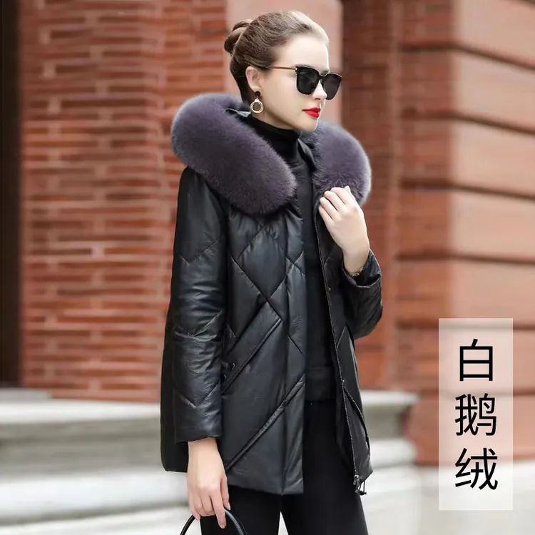 迈宝莉 狐狸毛领真皮鹅绒服女海宁时尚绵羊皮羽绒服外套66170