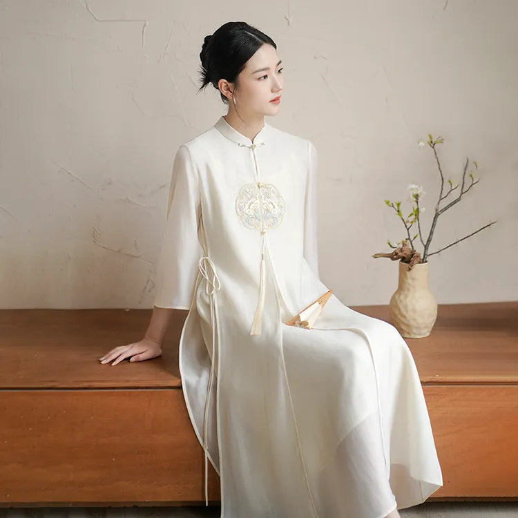 初蝉「花间辞」新中式国风女新款刺绣禅意茶服改良旗袍连衣裙0372-N