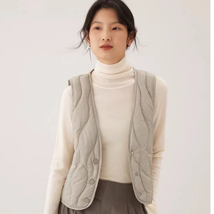 秋冬羽绒马甲女士大衣内穿叠穿内胆背心V领打底轻薄保暖内搭隐形
