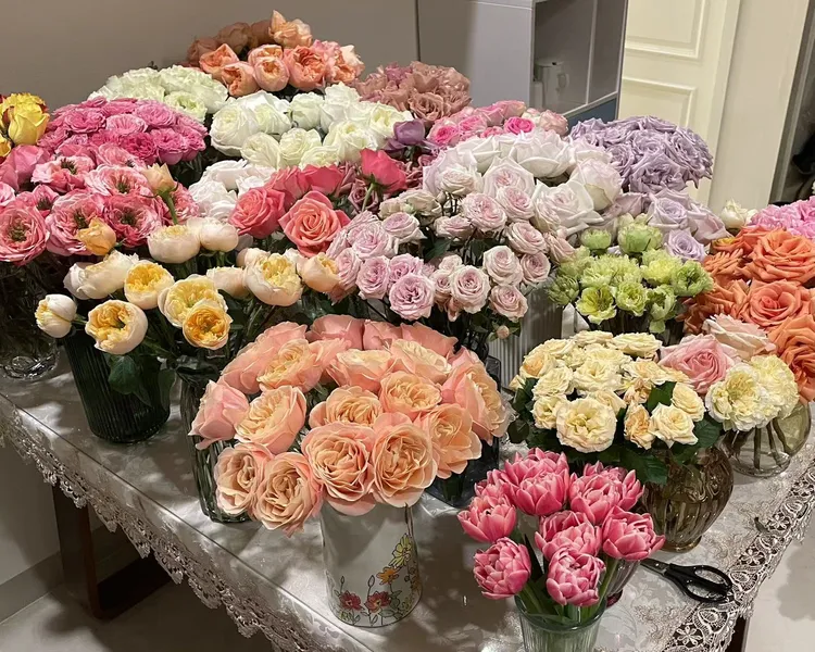 玫瑰鲜花32枝+8枝防损耗昆明当天顺丰包邮发货