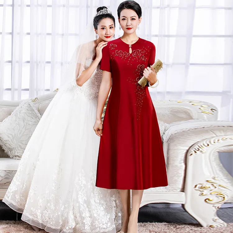 5490妈妈婚宴礼服高端旗袍年轻日常可穿中式2023新款夏季喜婆婆装