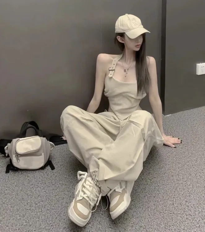 高街辣妹修身BM风运动少女挂脖露背气质套装