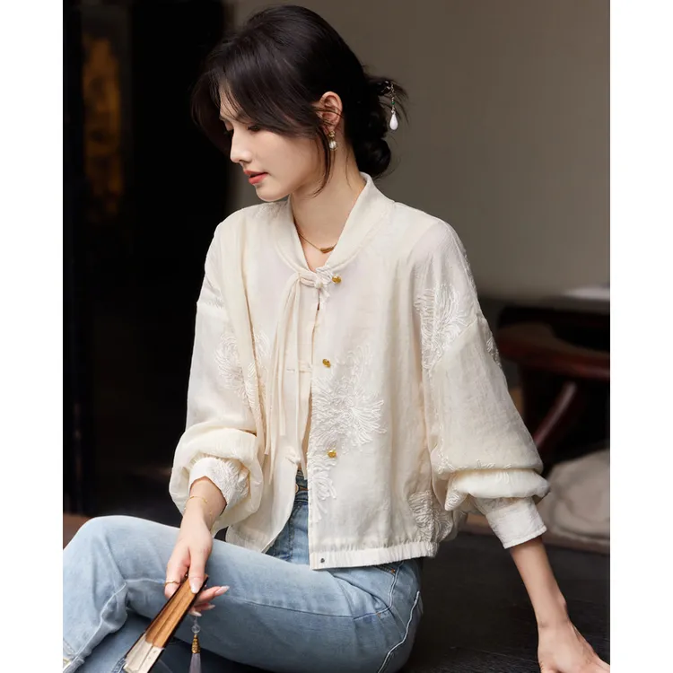 尚静淡雅如菊2025秋季新款改良新中式刺绣盘扣长袖棒球服女式外套