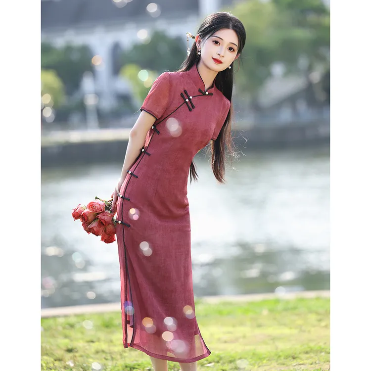 旗袍2025新款夏季改良年轻款少女新中式日常可穿素雅绝美修身淑女