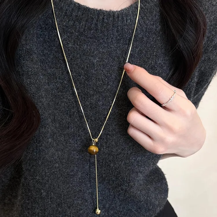 钛钢项链 设计感虎眼实秋冬长款毛衣链新款气质轻奢高级感项链女