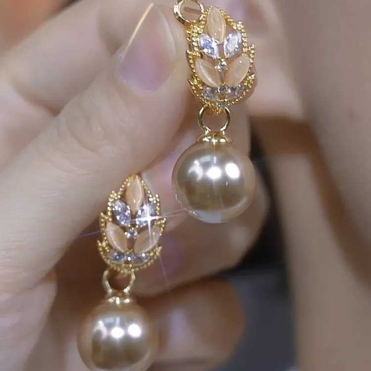 铜合金合成锆石耳饰 【金枝玉叶】优雅百搭香槟色珠珠耳扣流苏耳环