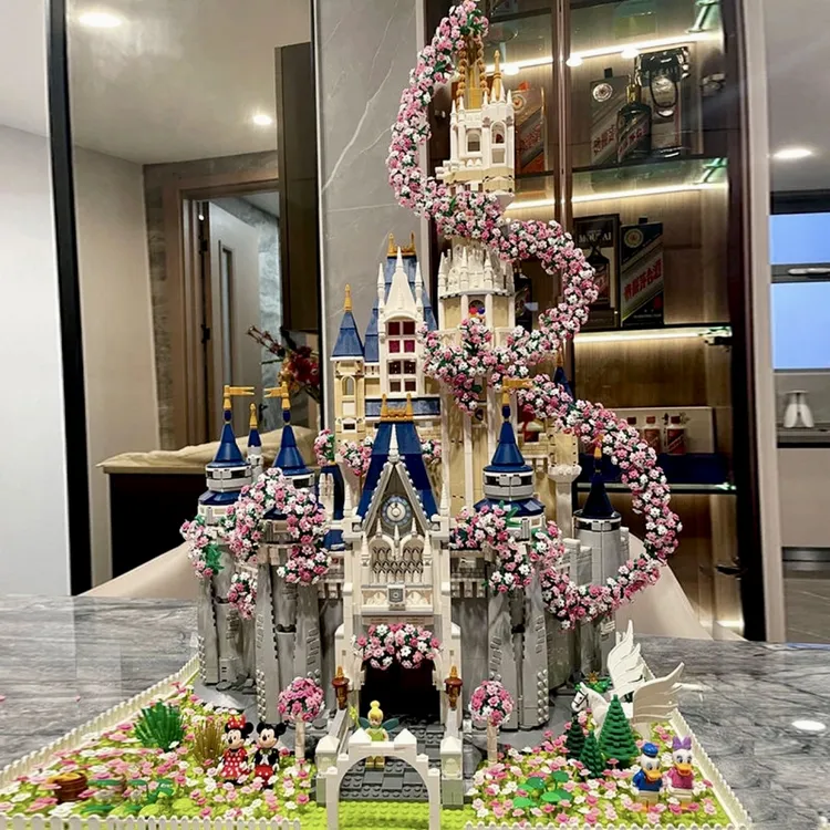 公主城堡积木男女孩系列高难度巨大型益智拼装节日摆件生日礼物
