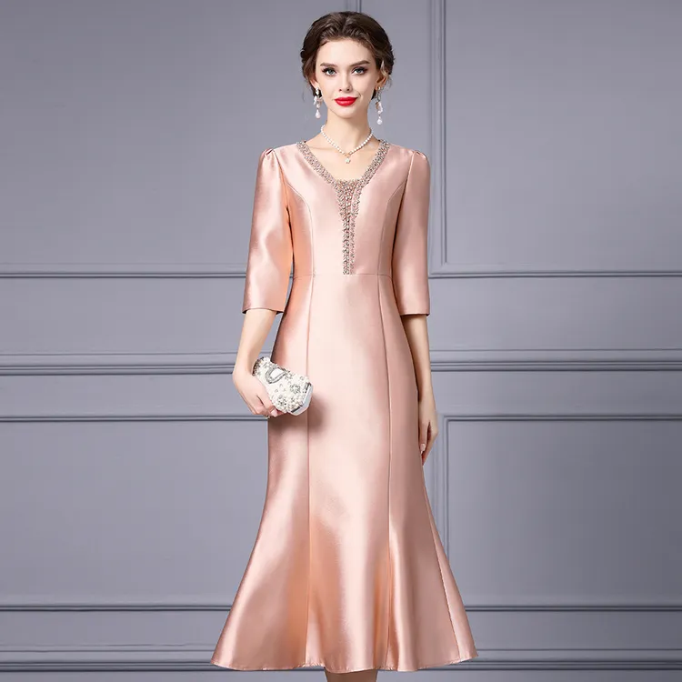 枝荔重要场合连衣裙七分袖高档钉钻长款鱼尾裙子礼服2025秋装新款