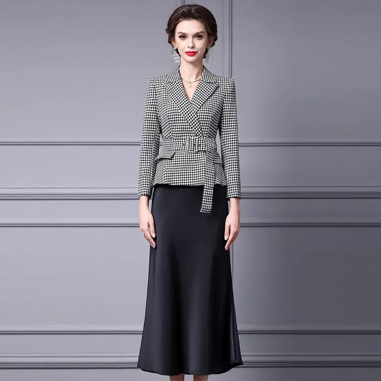 枝荔2024秋冬季新款女装时尚洋气时髦套装毛呢外套鱼尾裙子两件套