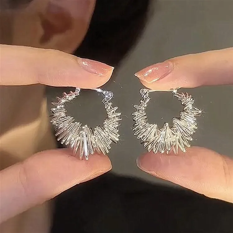 925银耳饰小众个性冷淡风设计感几何镂空旋转耳圈女2024年新款高