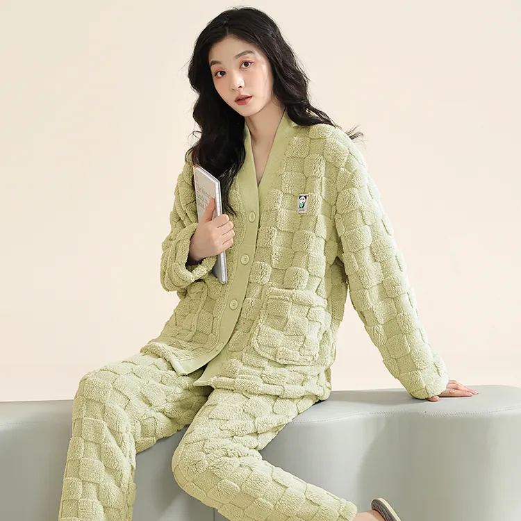 芬腾可安新款冬季珊瑚绒加厚加绒秋冬款法兰绒睡衣女家居服两件套