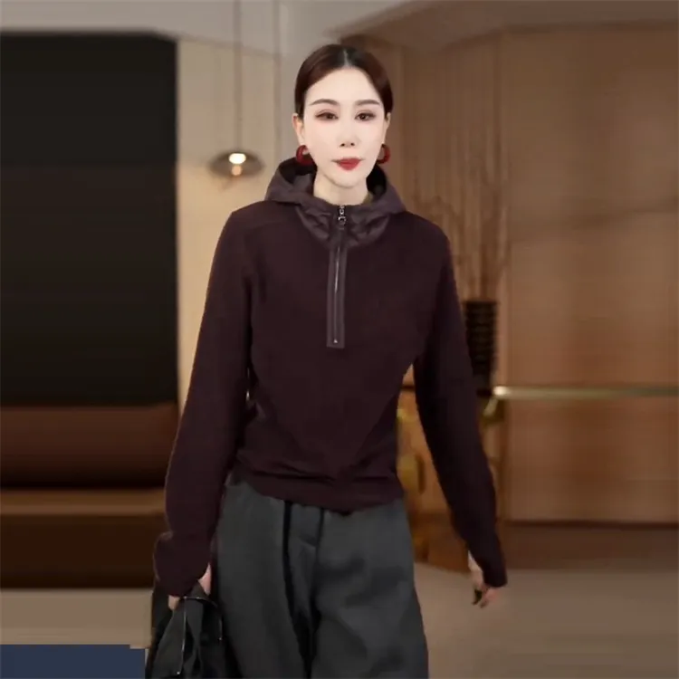 韩系设计感拼接连帽德绒卫衣女2025春季款保暖减龄显瘦打底上衣潮