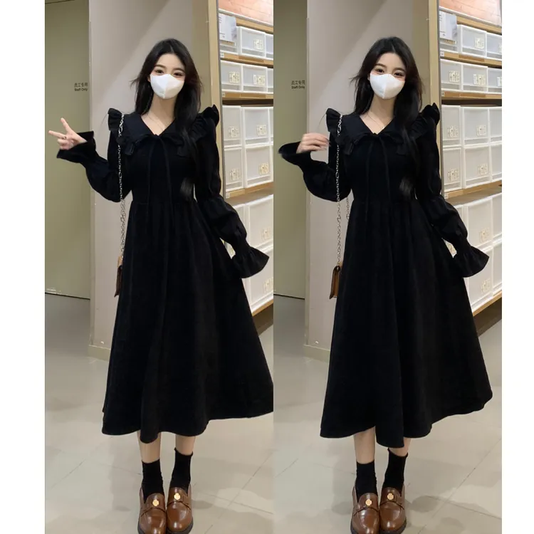 大码女装黑色针织拼接高腰连衣裙女秋冬法式荷叶边V领裙打底裙