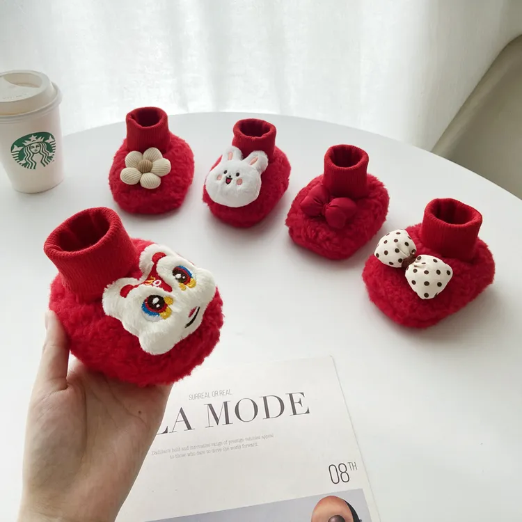 红色婴儿鞋子秋冬季男女童小月龄婴幼儿宝宝喜庆可爱加厚学步鞋袜