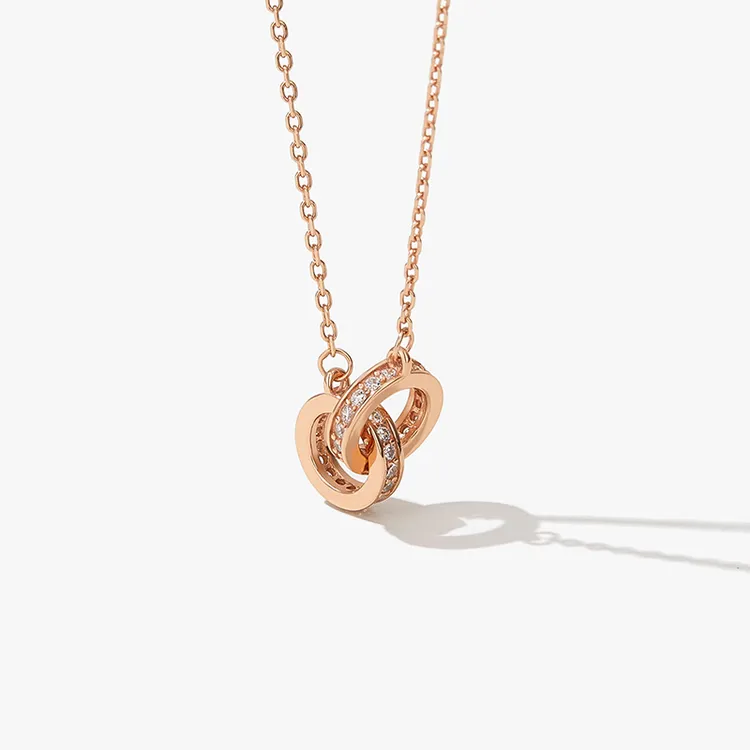 轻奢小众设计感环环相扣项链女款2025年新款爆款百搭简约锁骨链