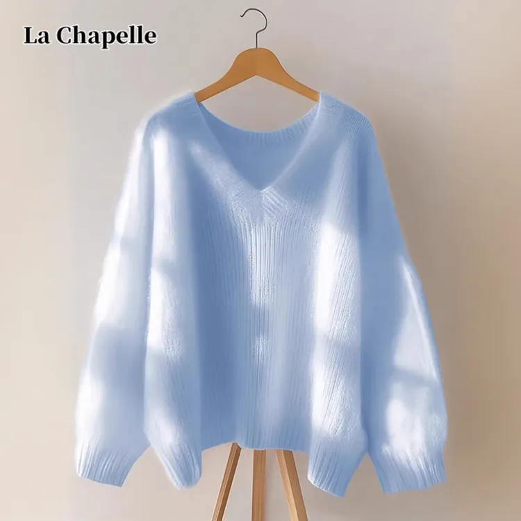 拉夏贝尔天空蓝V领慵懒针织毛衣秋冬新款韩系温柔宽松上衣女春款