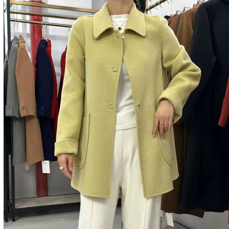 无品牌妈妈款短外套修身版小个子也能穿高级感时尚款红色气质