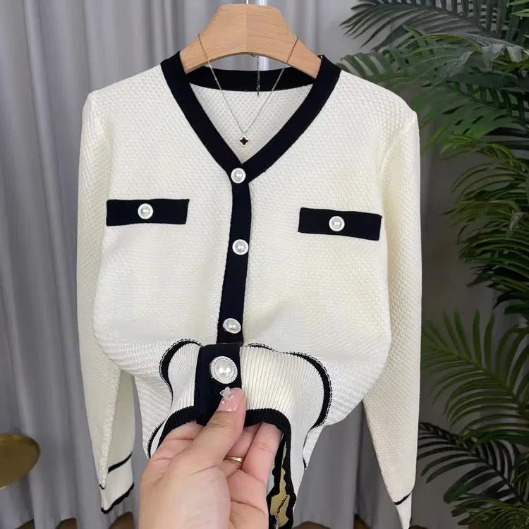 2025早春新款针织毛衣小香风时尚洋气秋冬宽松显瘦上衣女C-011