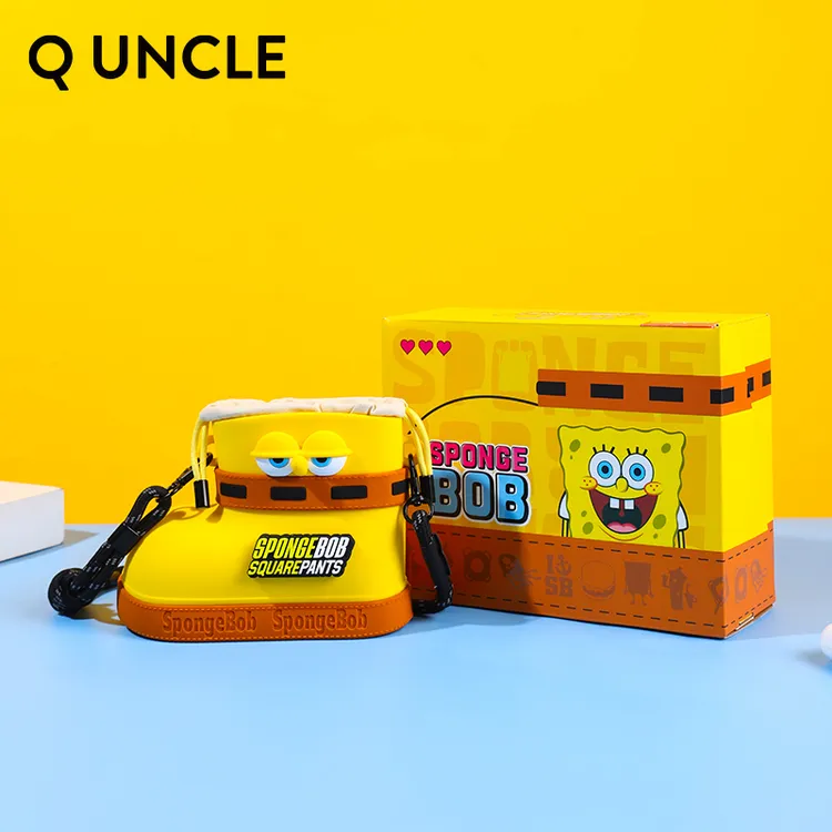 正版海绵宝宝靴子斜挎包女士单肩收纳硅胶可爱卡通儿童小众零钱包