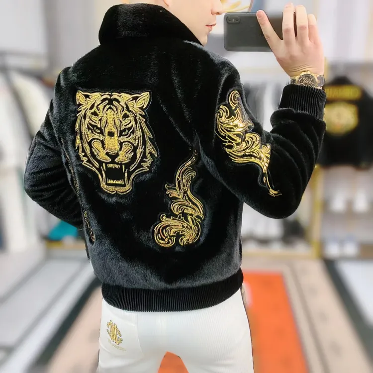 阿凯  欧洲站冬季新款轻奢潮流时尚帅气刺绣修身个性男士夹克外套