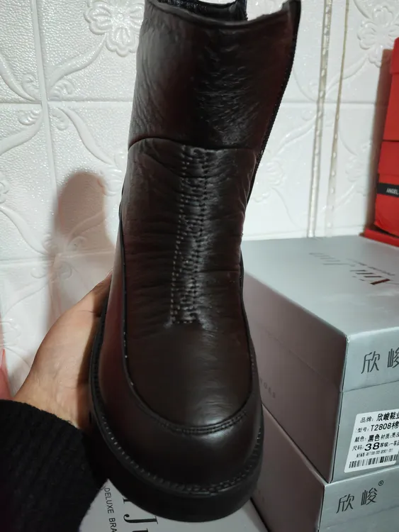 真皮妈妈鞋棉鞋冬季加厚短靴中老年加绒女靴软底皮鞋休闲平底鞋