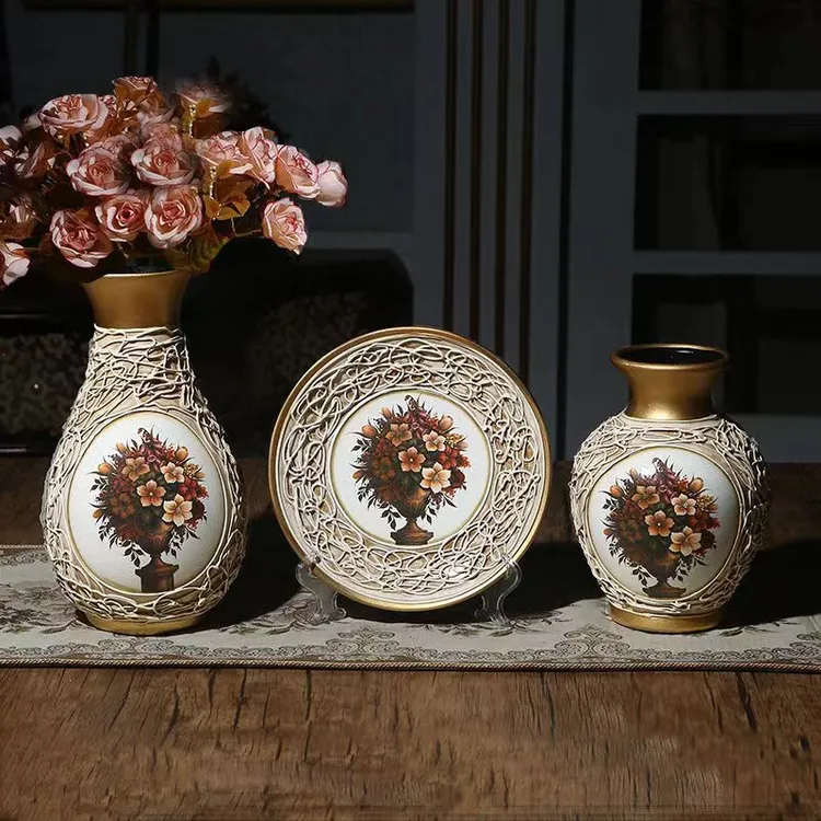 创意结婚礼物家居复古陶瓷花瓶客厅三件套酒柜装饰品摆件欧式瓷器