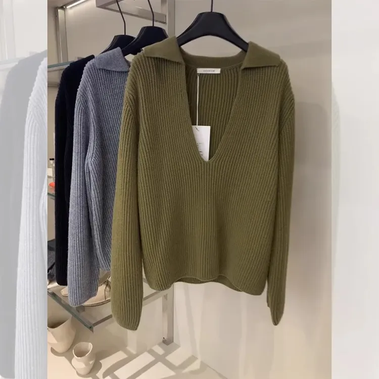 高级感绿色大V领坑条毛衣女秋冬加厚宽松慵懒翻领内搭针织衫上衣