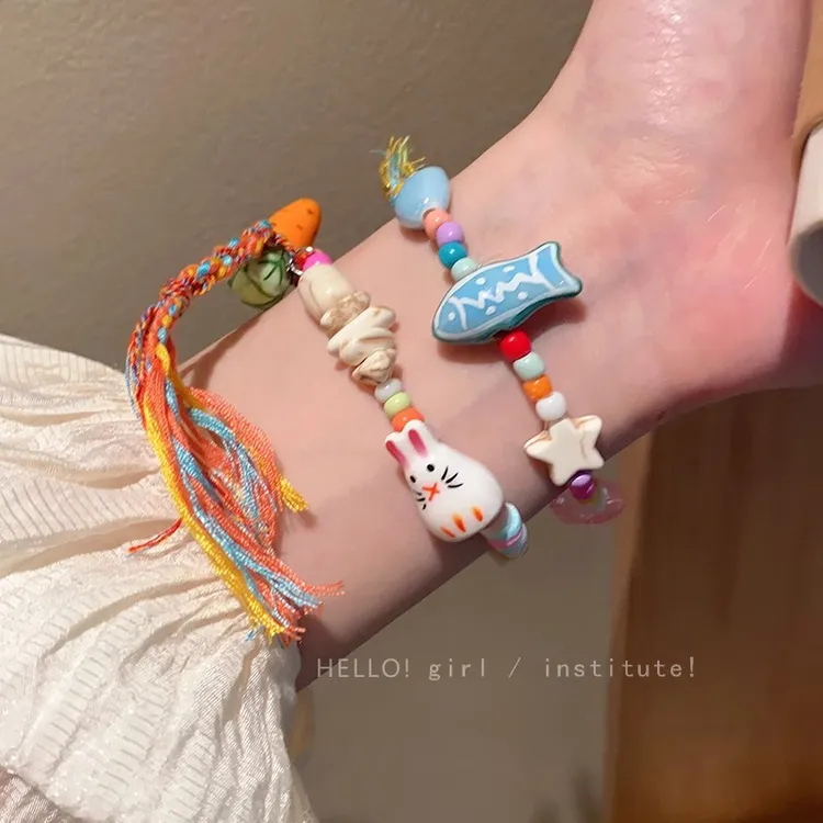 非金属陶瓷手链  童趣可爱兔子串珠手链女夏轻奢高级感抽拉式手饰