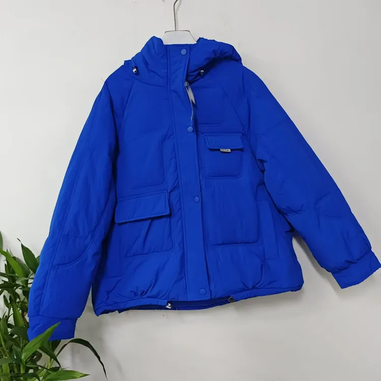 8961韩版新款羽绒服男女同款连帽宽松百搭羽绒服时尚设计感外套