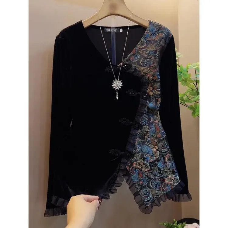 大码女装2024冬季新款上衣女v领盘扣显瘦胖妹妹胖mm长袖黑色气质