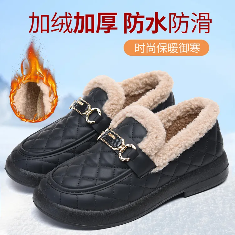 2024冬季老北京布鞋女外穿加绒加厚一脚蹬乐福鞋时尚百搭妈妈棉靴