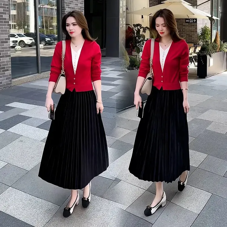 洋气减龄假两件连衣裙女装2024年春季新款V领拼接女人味打底裙子