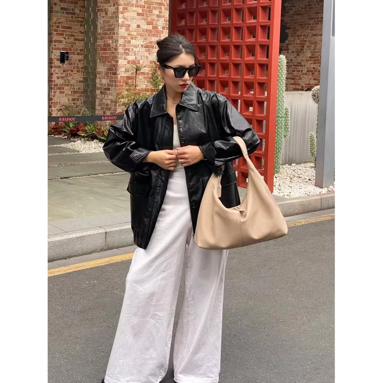 春秋网红短款黑色小众潮流气质时尚休闲百搭软皮秋冬秋季单肩包