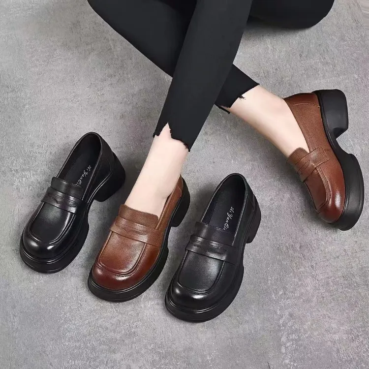 软皮英伦风厚底小皮鞋女2025年新款一脚蹬乐福鞋白色jk赫本风单鞋