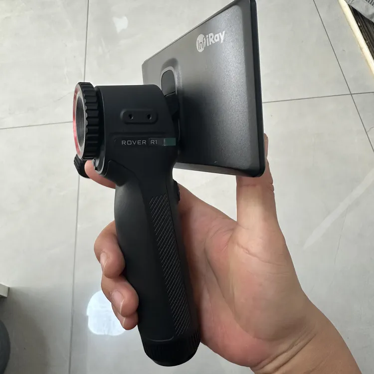 英睿巡逻舰R1热成像夜视仪