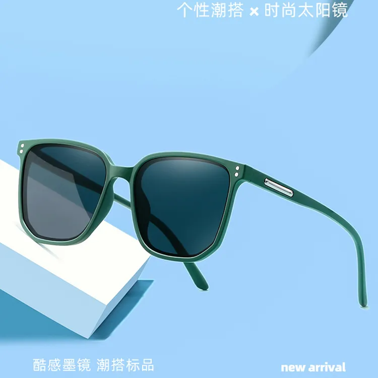 时尚偏光太阳镜大框墨镜TR框偏光镜女士眼镜出游遮阳镜百搭潮流