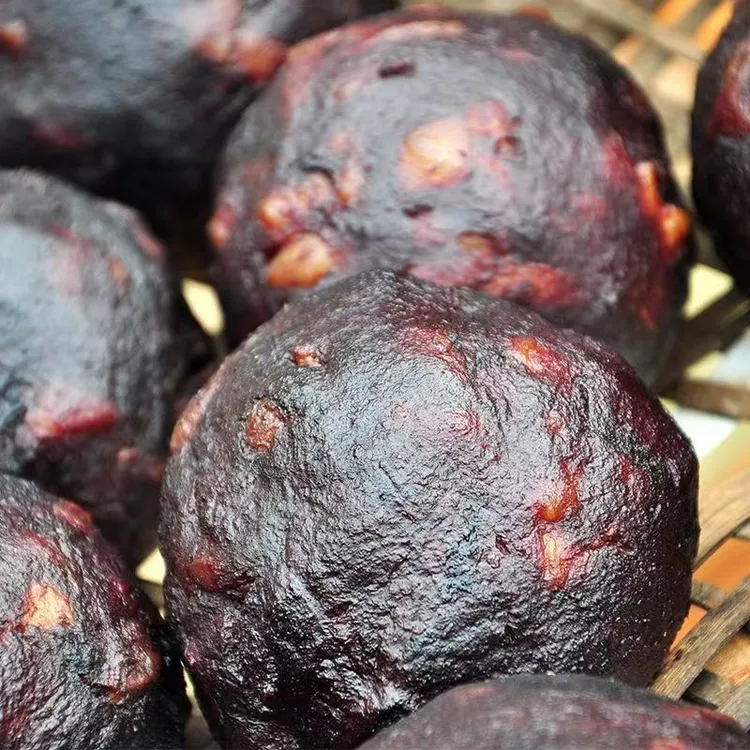 湖南特产邵阳经典猪血丸子柴火烟熏豆腐干正宗贵州花椒麻辣血豆腐