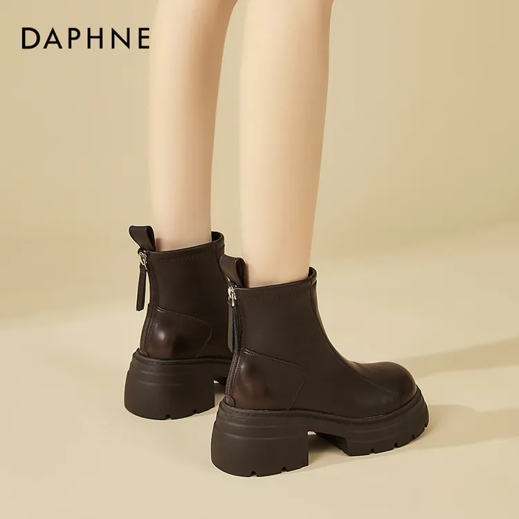 达芙妮厚底靴子女高级感炸街洋气小短靴秋冬女鞋加绒粗跟高跟女靴