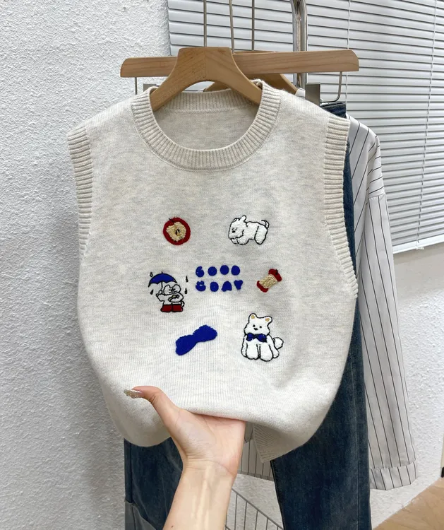 可爱减龄刺绣苹果小狗毛衣马甲针织背心女内搭叠穿春秋冬新款坎肩