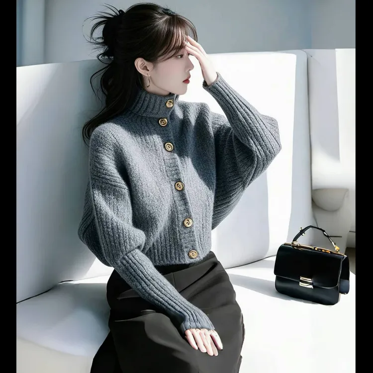 灰色高领毛衣女2024新款冬季奶呼呼软糯高级感超好看漂亮针织上衣