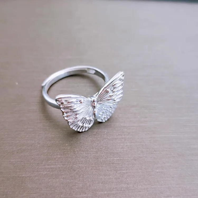 足银戒指 纯银戒指女999足银女生开口蝴蝶中食戒指百搭时尚简约