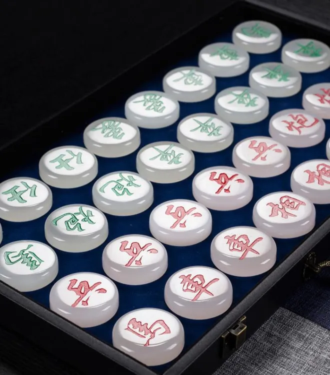 国际象棋精品中国象棋高档棋盘套装长辈老年人礼物节日创意实礼品